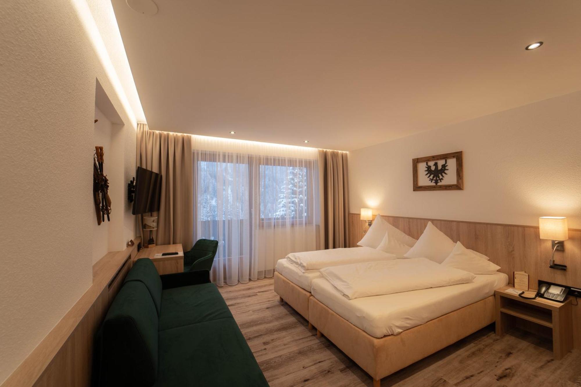 Hotel Karl Schranz ซังคท์อันทอนอัมอาร์ลแบร์ก ภายนอก รูปภาพ
