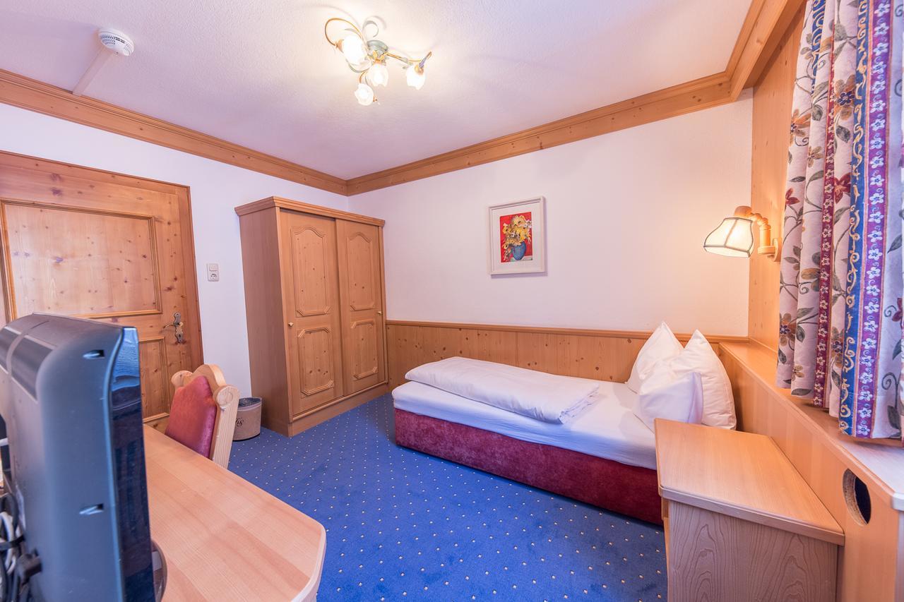 Hotel Karl Schranz ซังคท์อันทอนอัมอาร์ลแบร์ก ภายนอก รูปภาพ