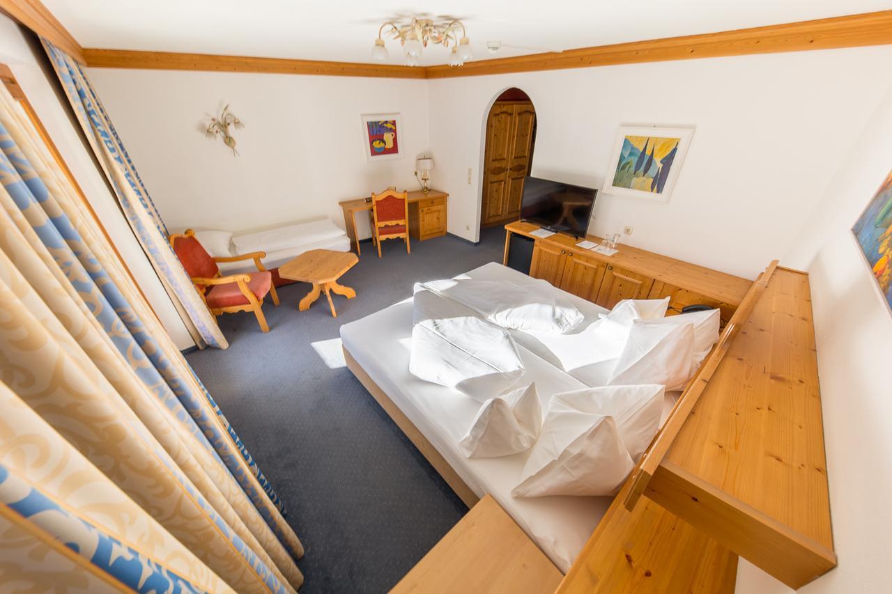 Hotel Karl Schranz ซังคท์อันทอนอัมอาร์ลแบร์ก ภายนอก รูปภาพ