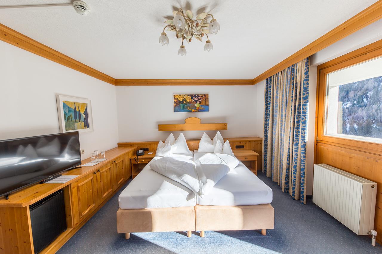 Hotel Karl Schranz ซังคท์อันทอนอัมอาร์ลแบร์ก ภายนอก รูปภาพ
