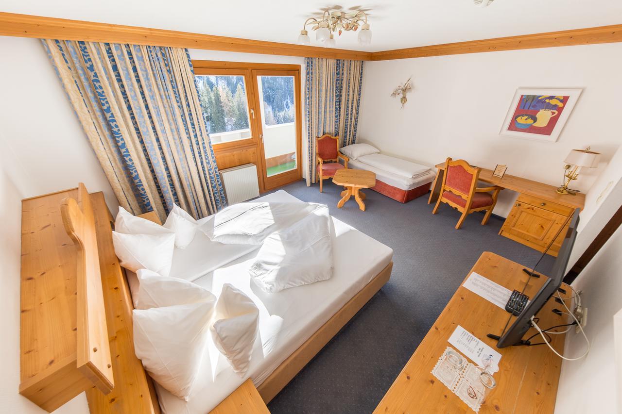 Hotel Karl Schranz ซังคท์อันทอนอัมอาร์ลแบร์ก ภายนอก รูปภาพ