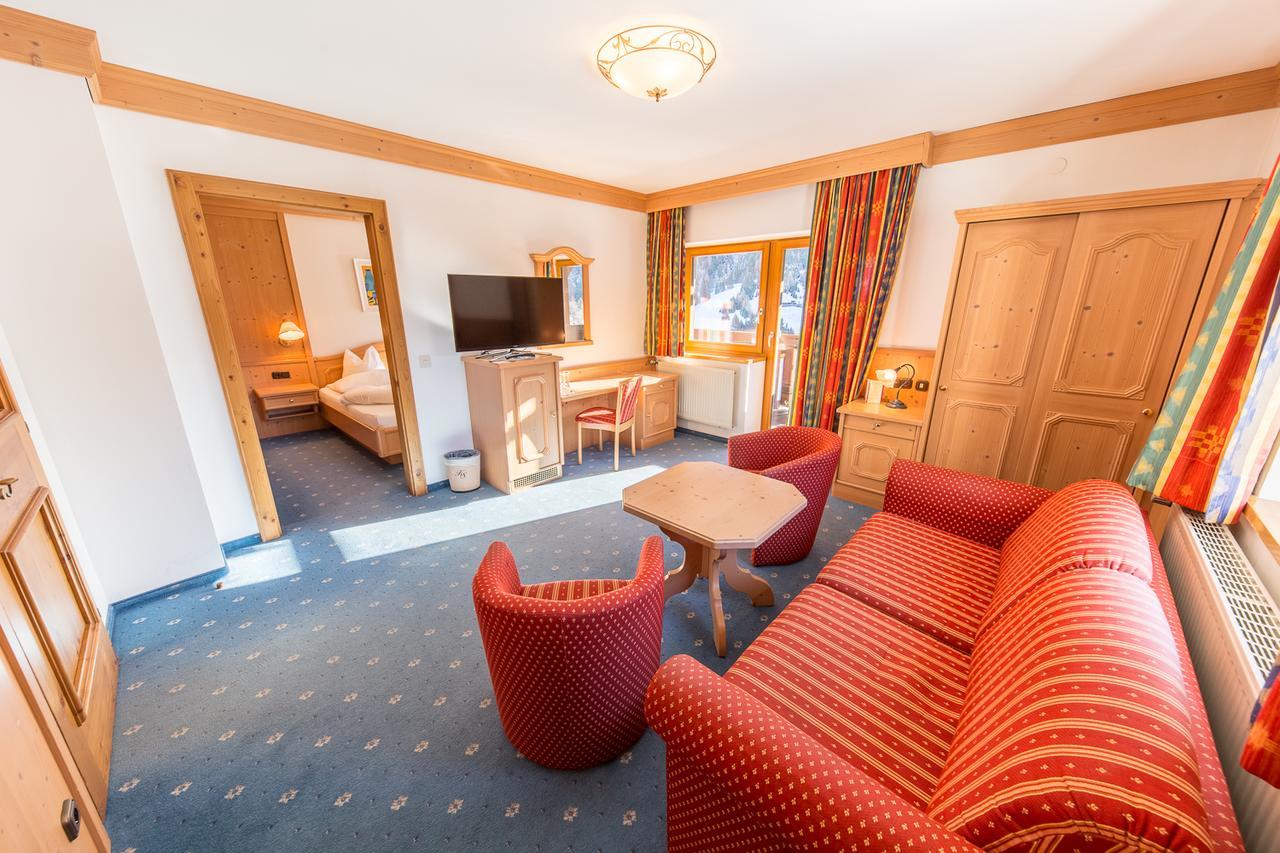 Hotel Karl Schranz ซังคท์อันทอนอัมอาร์ลแบร์ก ภายนอก รูปภาพ