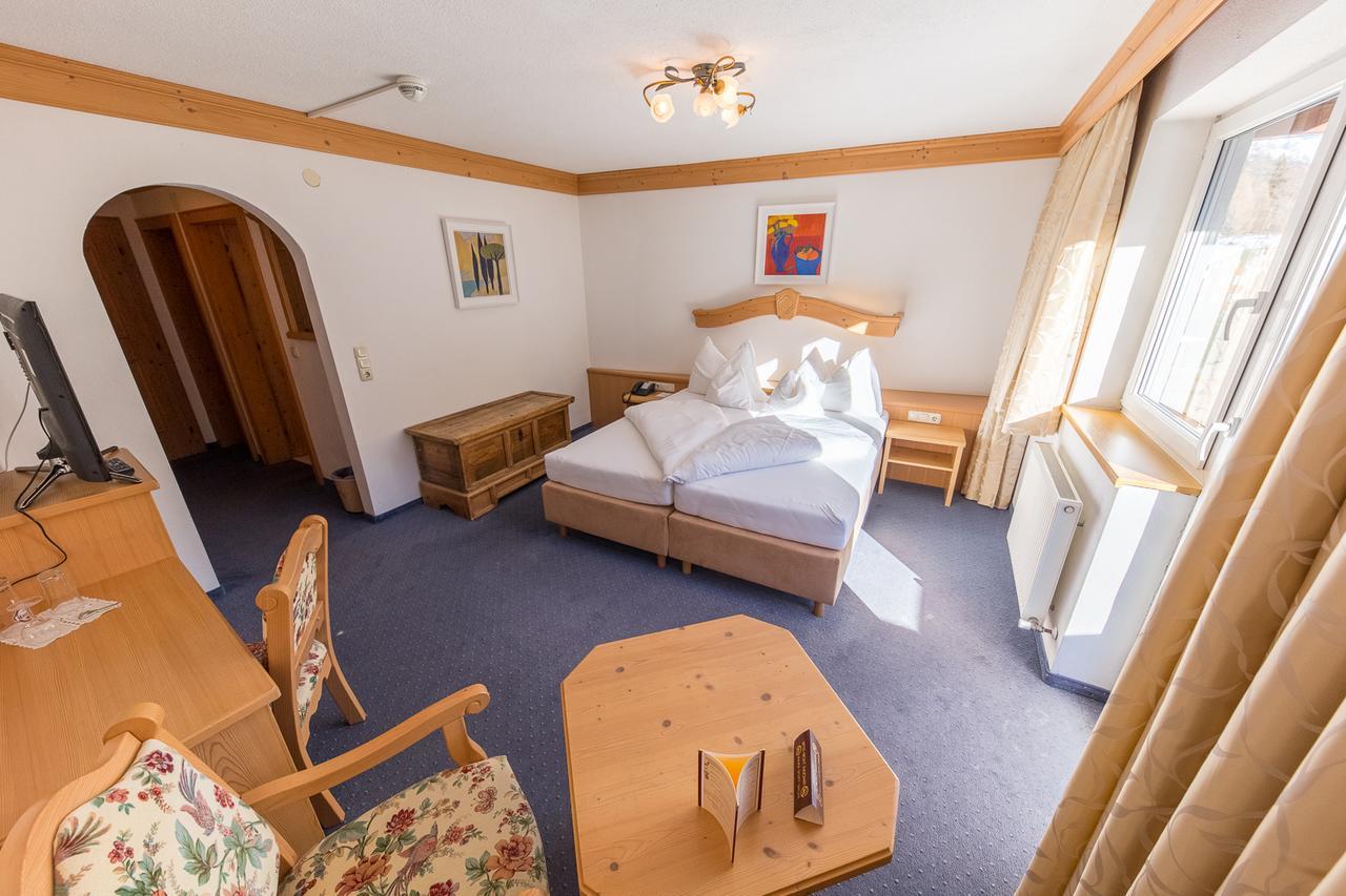 Hotel Karl Schranz ซังคท์อันทอนอัมอาร์ลแบร์ก ภายนอก รูปภาพ