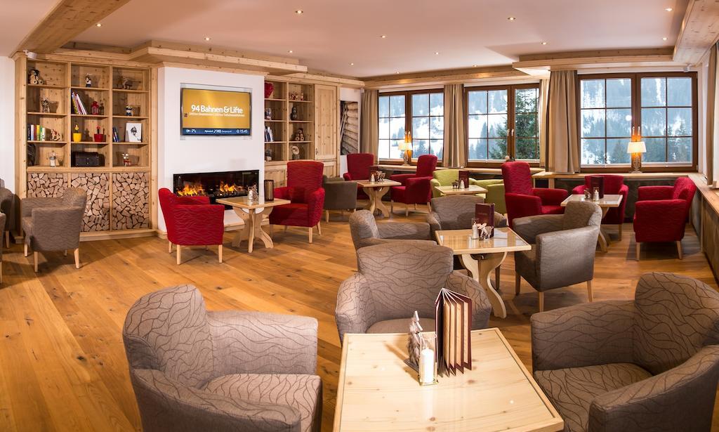 Hotel Karl Schranz ซังคท์อันทอนอัมอาร์ลแบร์ก ภายนอก รูปภาพ